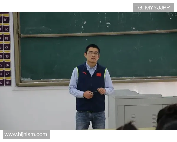 足球明星人体模型图揭示运动员体态之美与科学训练的完美结合